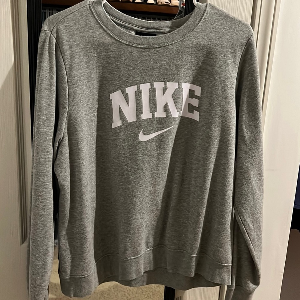 Nike sweatshirt